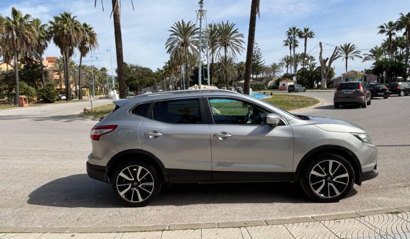 
								Nissan Qashqai (2014) full									